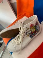 Sneakers Spongebob Gr 44 / eher 45 Düsseldorf - Benrath Vorschau