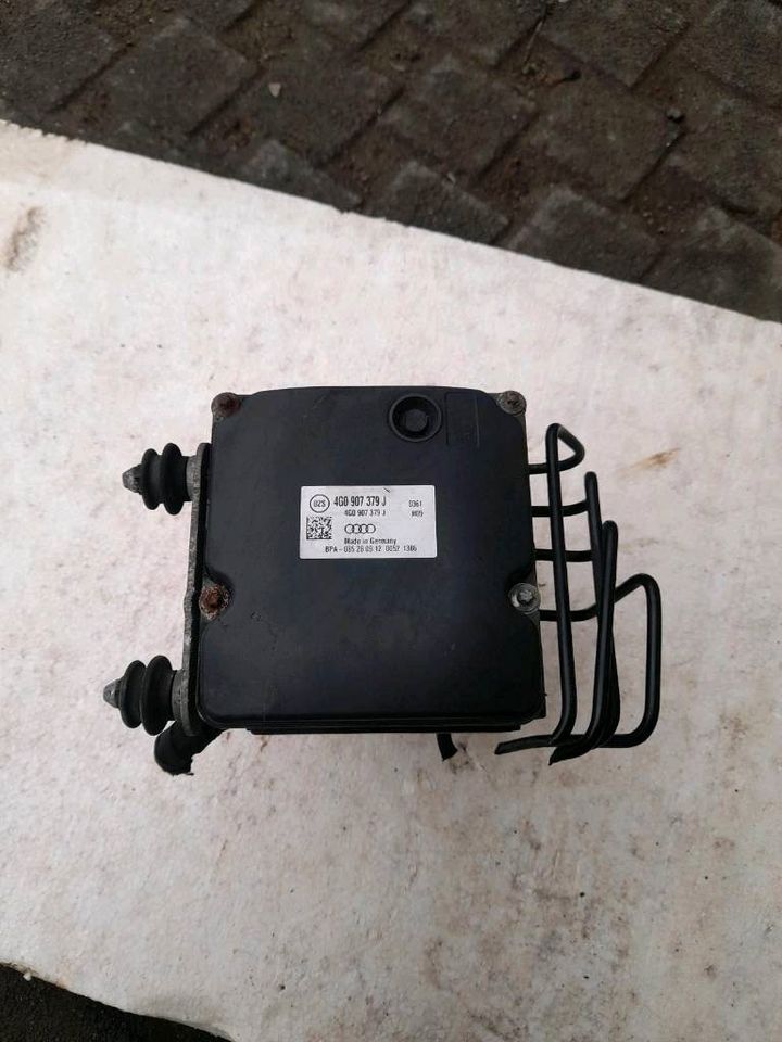 Audi A6 A7 4G 4F ABS Block 4G0907379 J M ACC in Olpe