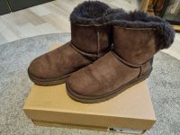 UGG Mini Bailey Bow II Damen Gr. 39 braun Nordrhein-Westfalen - Südlohn Vorschau