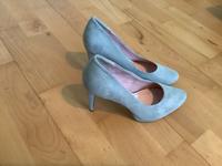 Tamaris Pumps/ High Heels verschiedene Farben Köln - Köln Klettenberg Vorschau