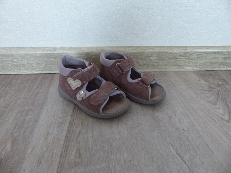 Schuhe Sandalen ~ superfit ~ Gr. 22 in Kölleda