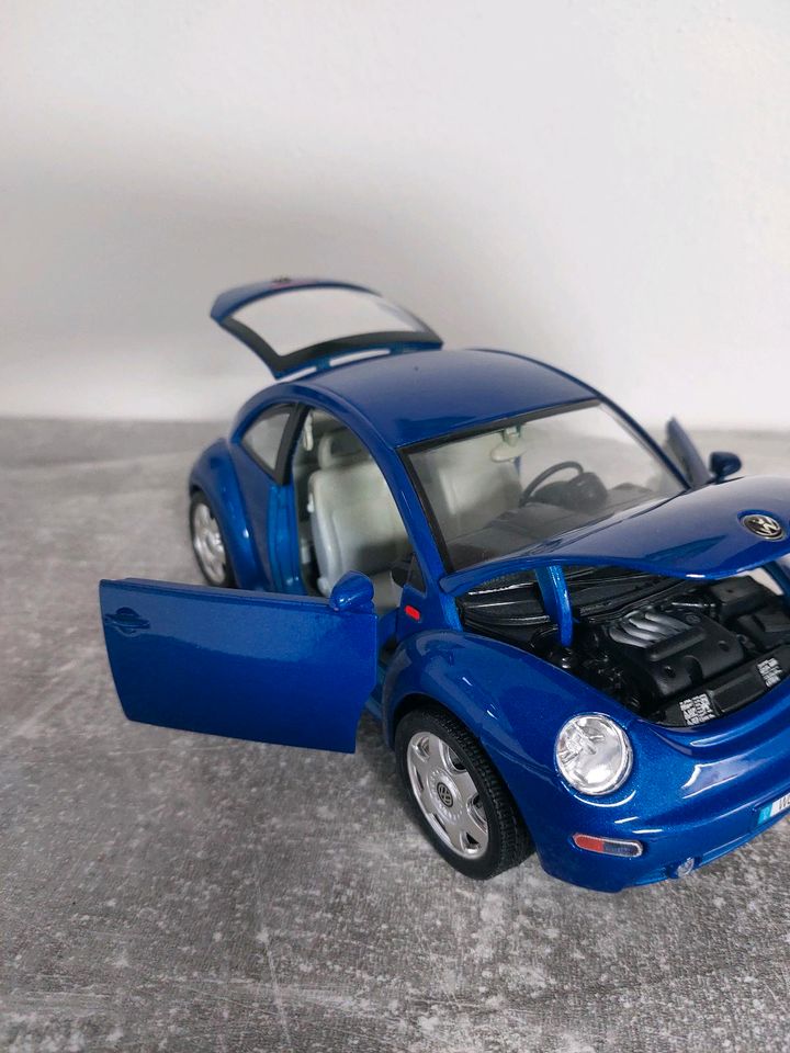 1:18 VW NEW BEETLE 1998 in Rugendorf