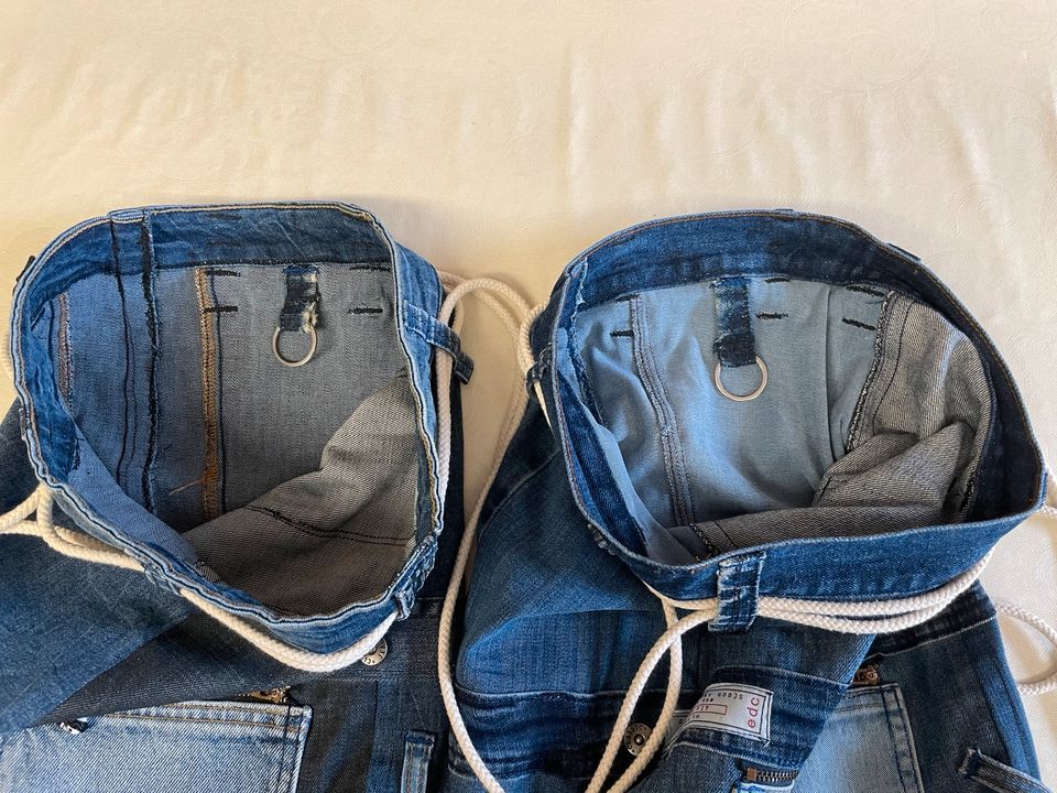 Selbstgenähter Rucksack Handarbeit Jeans Denim Beutel in Rostock