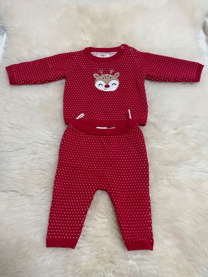 Verschiedene Newborn feinstrick set gr 50,56 neuwertig je 13€ in Schenefeld