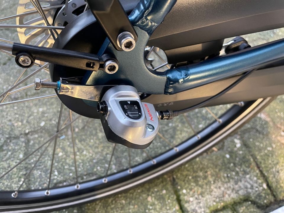 Raaks Itek N3 elektrisches Citybike Damenrad E-Fahrrad 28 Zoll - in Düsseldorf