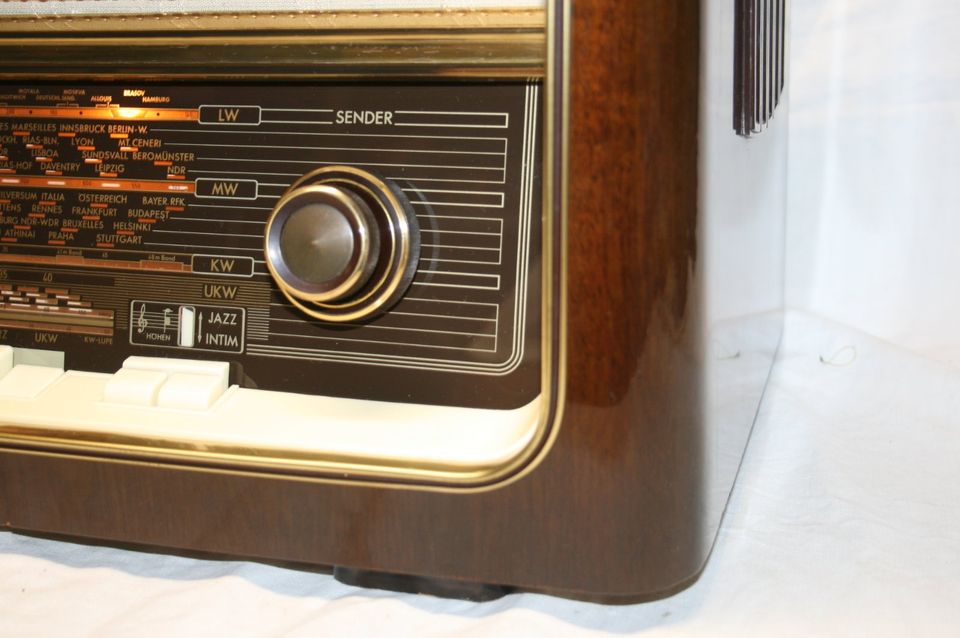 Vintage - Original Röhrenradio Telefunken Operette 8 von 1959 in Forstinning