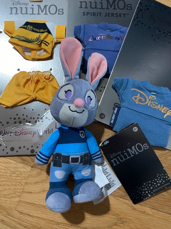 Disney Zoomania Hase Hopps nuiMOs + 3 Outfits Disney World USA in Berlin