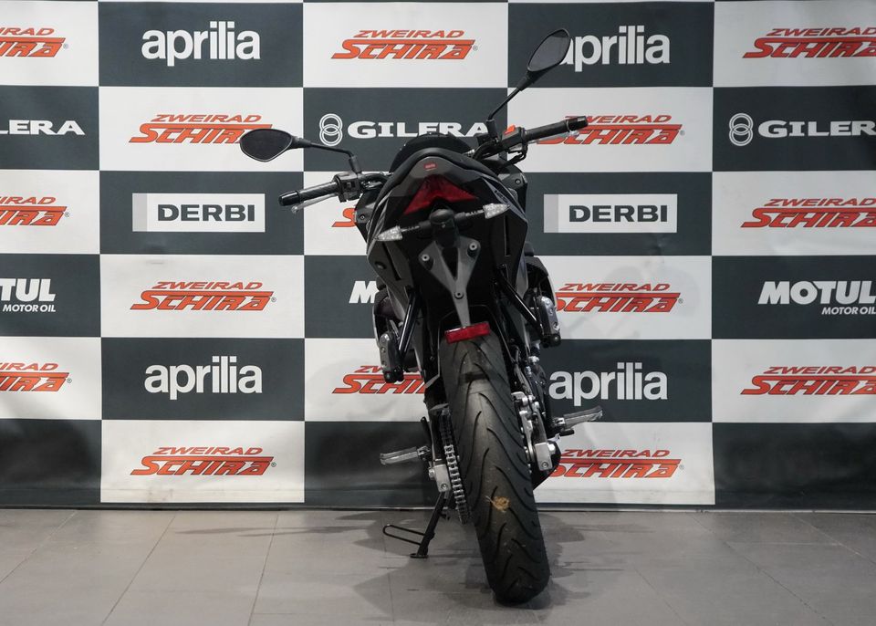 Aprilia Tuono 125 Euro 5 Neu in Kassel