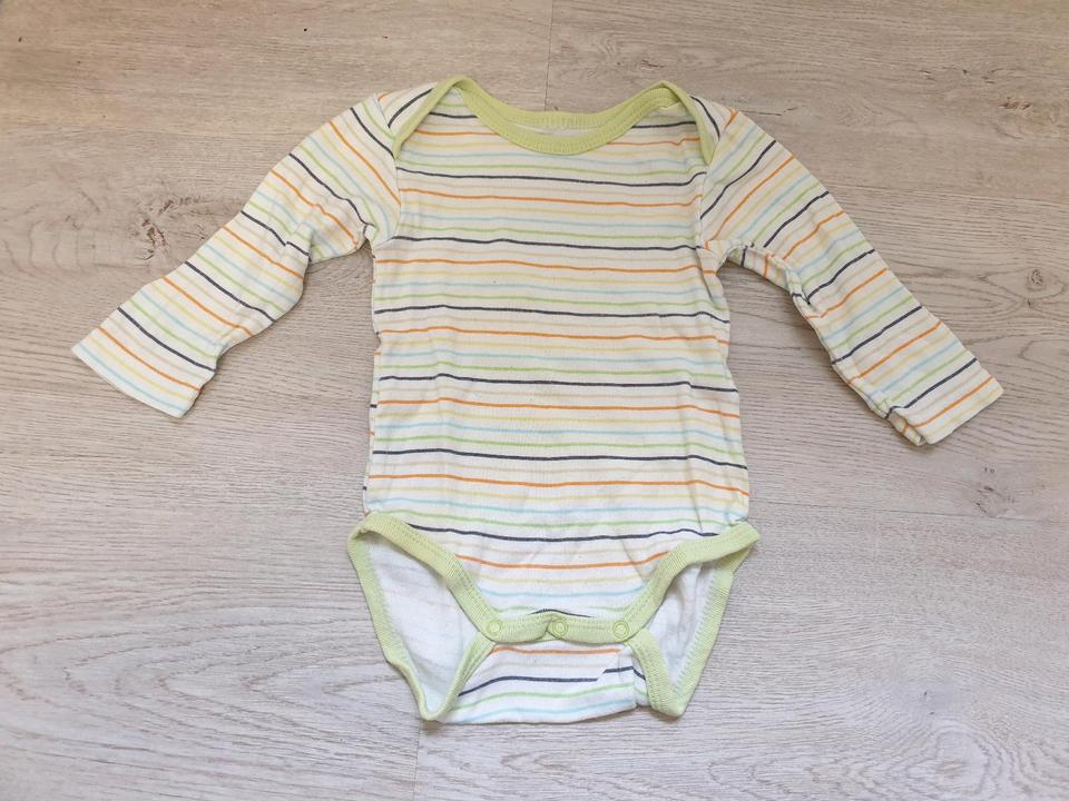 Kurzarmbodys, Langarmbodys, Wickelbodys Gr  62/68, H&M, Baby Club in Landshut