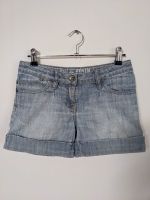 Jeanshose kurz hellblaue Jeans Shorts Größe 146 von S. Oliver Dresden - Pieschen Vorschau