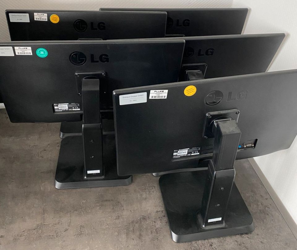 10x LG 24MB56HQ-B 24Zoll Monitor in Hamm