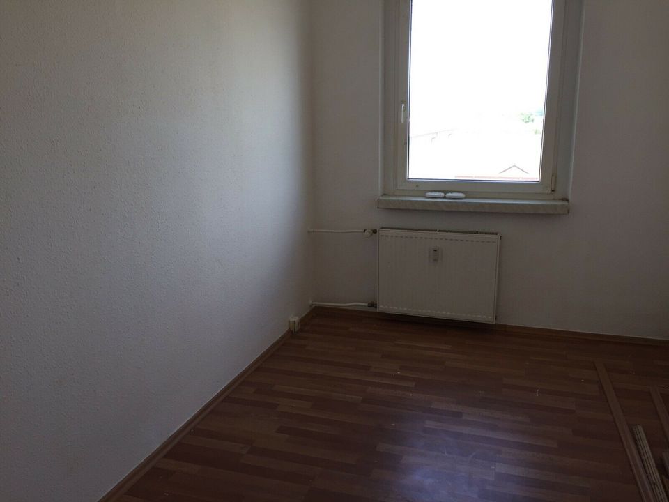 3-Raumwohnung mit geräumiger Wohnküche und Balkon in Osterburg