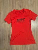 Nike Tshirt gr M Bayern - Langquaid Vorschau