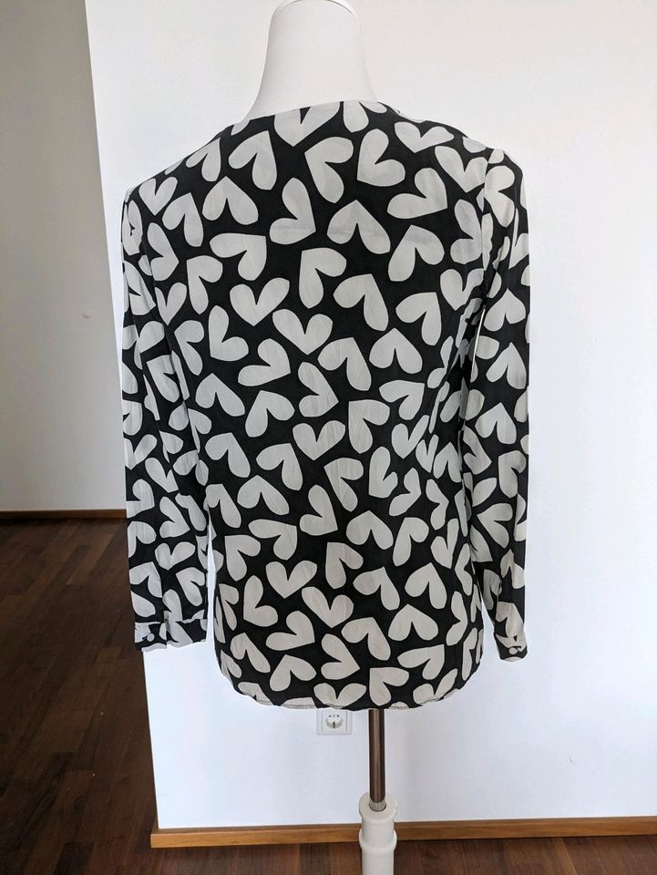 Saint Laurent Seidenbluse in top Zustand in Würzburg