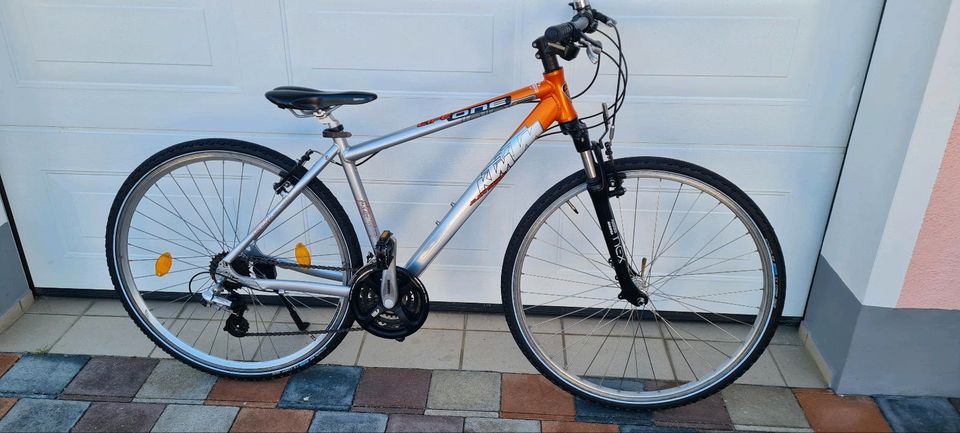 KTM 28 Zoll Fahrrad Aluminium Rahmen Neue Kundenservice in Arnstorf