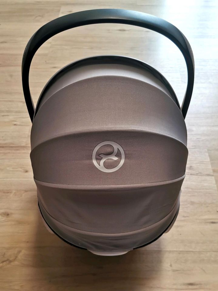 Cybex Platinum Cloud Z i-Size in Wittingen