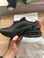 Neu Nike DNs Gr. 45 Schwarz mit Box Nordrhein-Westfalen - Bergkamen Vorschau