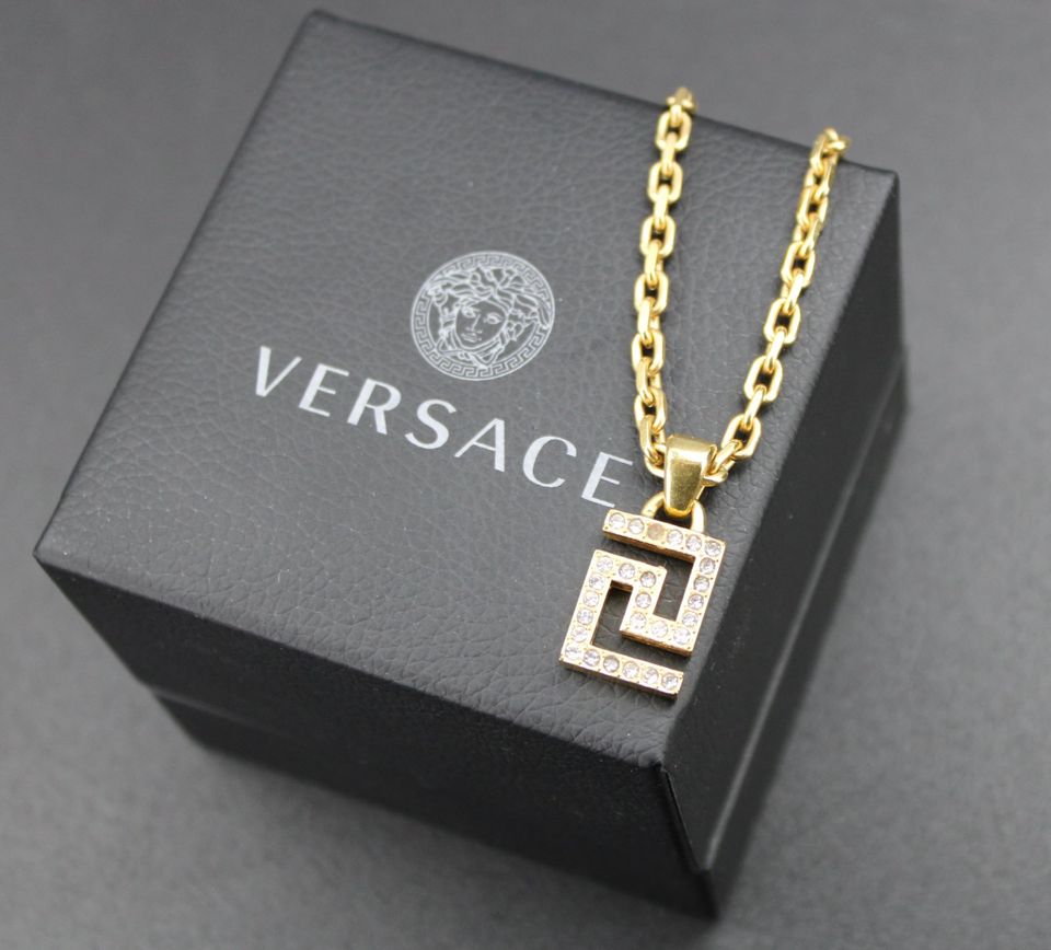 Versace Kette Damen Halskette Medusa gold Designer Schmuck in Duisburg