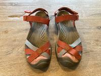 Trekking Sandalen Outdoor Wanderschuhe Keen 37.5 Niedersachsen - Scharnebeck Vorschau