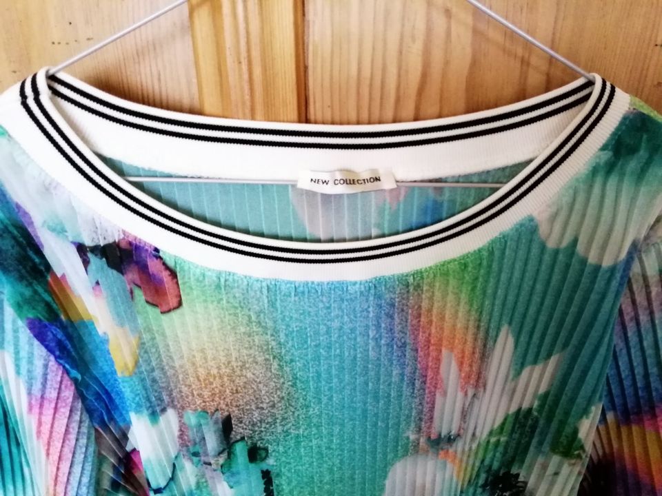 Superschöne luftige Bluse Plissee in pastellfarben Gr. 38 in Mannheim