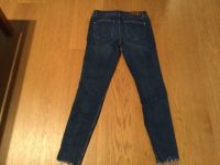 Zara Jeans blau Größe 38, fällt kleiner aus Größe 152/158 Skinny Hessen - Bad Homburg Vorschau