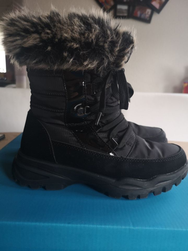 Winterstiefel schwarz Mädchen Gr. 36 mit OVP TOP in Rottenburg am Neckar