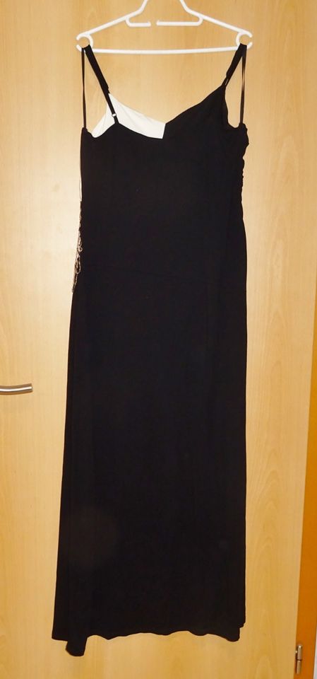 schwarz / cremefarbenes Kleid in der Größe 44/46 wie NEU in Ilsfeld