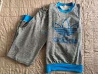 Adidas Vintage Sport Anzug Track Suit Gr M Grau & Blau München - Schwabing-West Vorschau