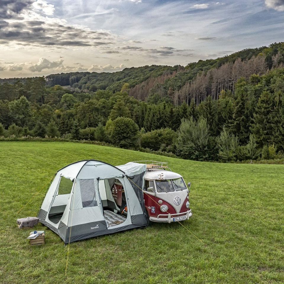 Zelt, Familenzelt, Tunnelzelt, Kuppelzelt, Tipi, Vorzelt,Pavillon in Berlin