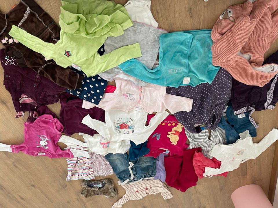 Kleiderpaket Baby Mädchen in Dingolfing