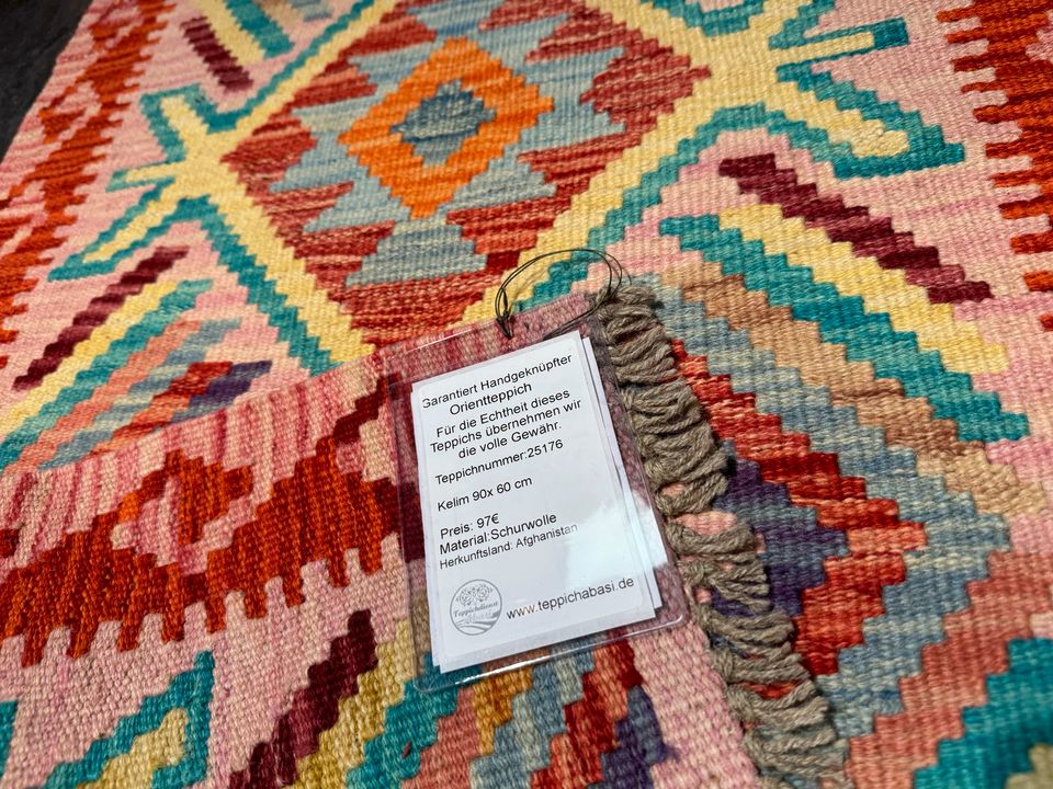 Kelim 90x60 Handgewebt kilim Teppich Brücke Orientalisch rug klei in Berlin