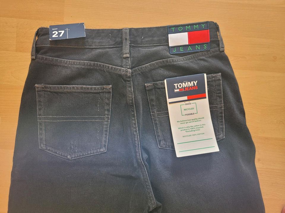 Kurze Hose Tommy Jeans in Berlin