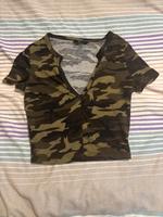 Camouflage T-Shirt Cropped Top Ausschnitt Köln - Chorweiler Vorschau