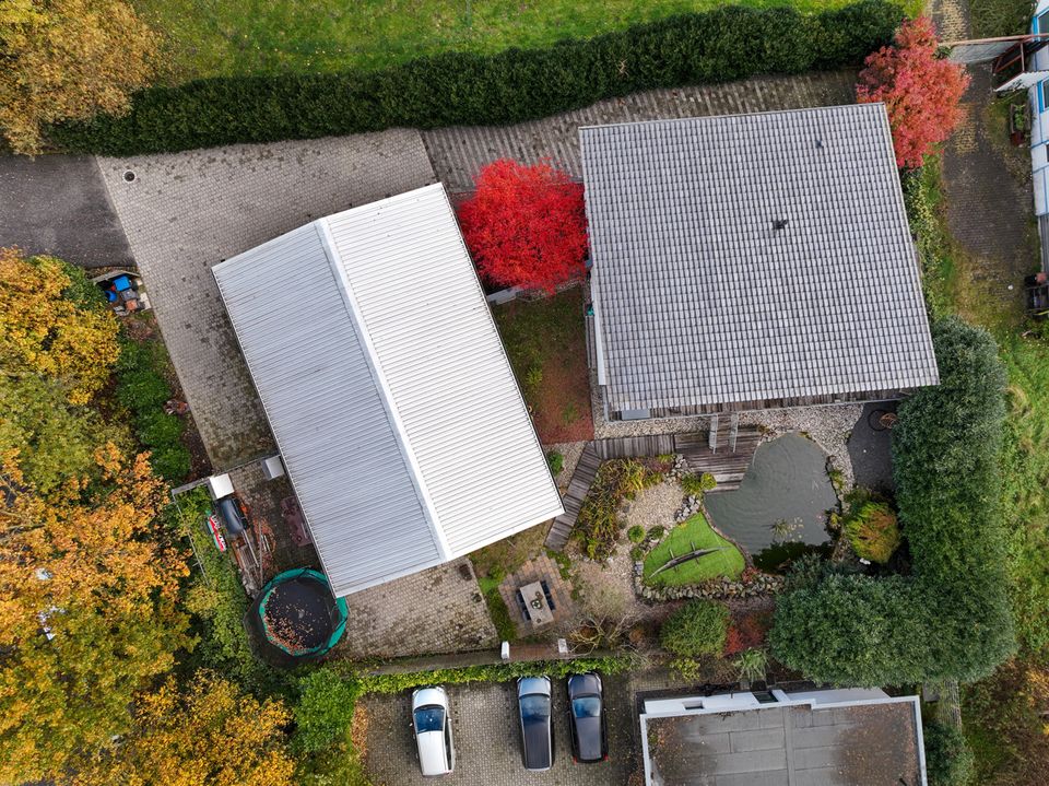 ACHTUNG: Dies ist ein Gewerbehaus auf einem Gewerbegrundstück!!!!!!!  Hier haben Sie die Möglichkeit um ein sehr geräumiges Architekten Haus mit Halle zu erwerben, im Moment eine Seltenheit in... in Nordhorn