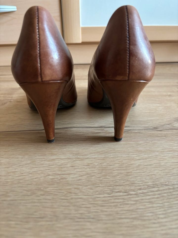 Pumps High Heels von 5th Avenue in Braun, echt Leder - Gr. 36 in Bad Lippspringe