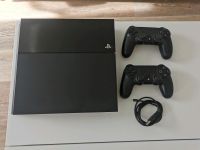 Playstation 4 mit 6 Spielen und 2 Controller Nordrhein-Westfalen - Leichlingen Vorschau