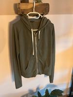 Review Kapuzenjacke grün (L) Frankfurt am Main - Kalbach Vorschau