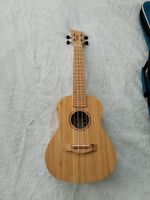 Monoa Concert Ukulele zu verkaufen - Neuwertig, inkl Tasche - 80€ Stuttgart - Bad Cannstatt Vorschau