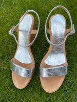 Sandalen UNISA Silber Niedersachsen - Vechelde Vorschau