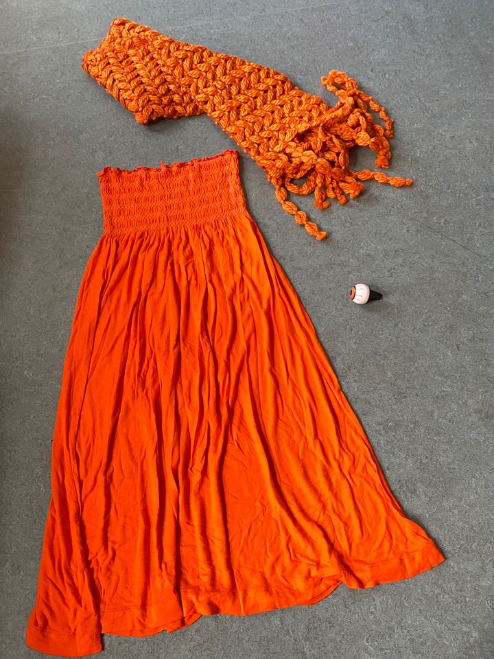 Halloween Set Kleid Gr. S Schal Auge Ringe orange in Berlin