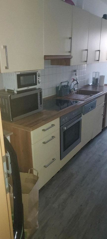 Küchenzeile mit Geräten in Ueckermuende