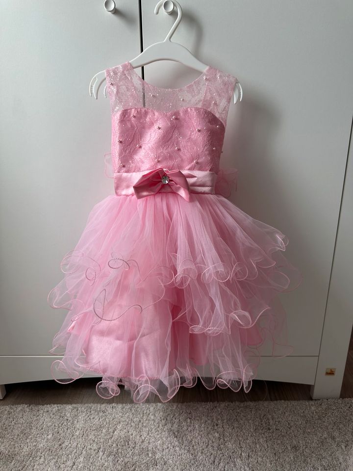 Kleid Mädchen kurz rosa Neu in Bremen