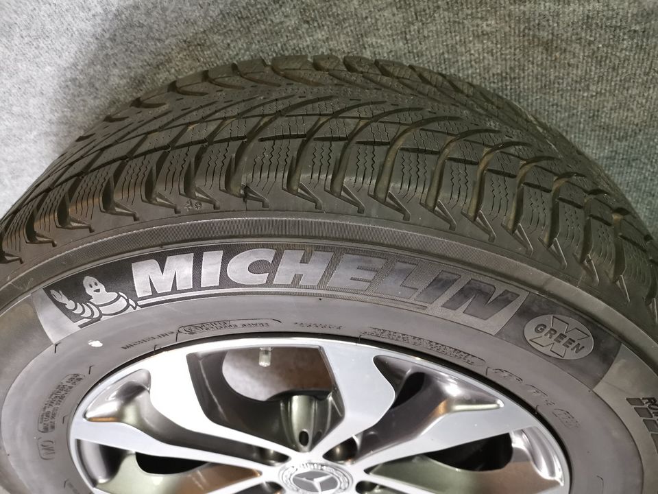 4x original Mercedes GLC 17zoll Felgen + MICHELIN Winterreifen in Wolfsburg