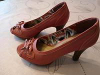 NEU - Tamaris Pumps | Peeptoes - Gr. 39 - koralle Hessen - Braunfels Vorschau