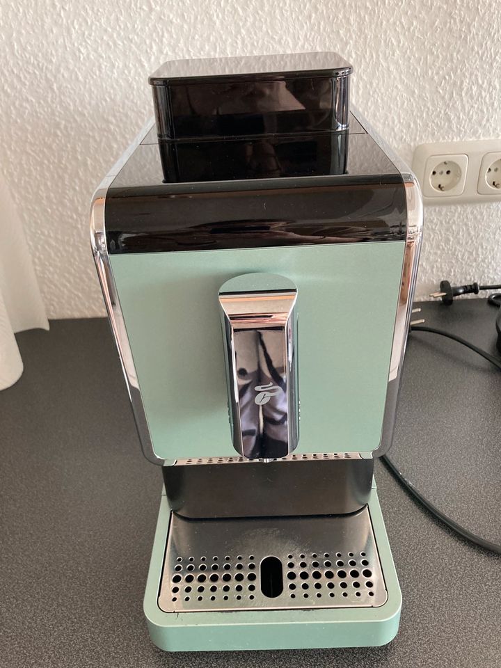 Kaffeevollautomat Tchibo (Esperto Caffe-mint) in Bremen