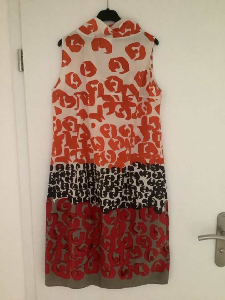 Sommerkleid - Caliban - it. Gr. 46/ Gr. 38 orange, schwarz, rot in Gladbeck