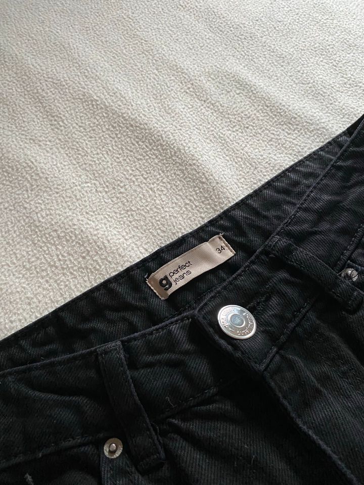 Gina Tricot Jeans in Moormerland