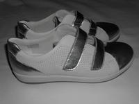 Salamander Sneaker Halbschuh 38 Schuhe Loafer weiß/silber neu Brandenburg - Jüterbog Vorschau