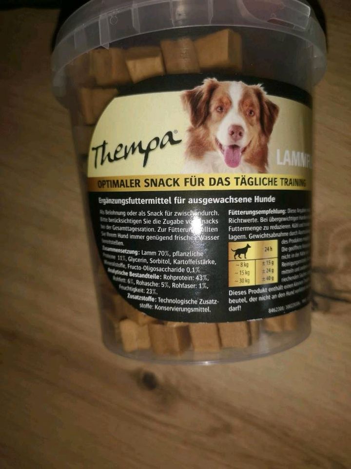 Hundefutter Leckerli Paket Dental Sticks Edgard & Cooper in Sundern (Sauerland)