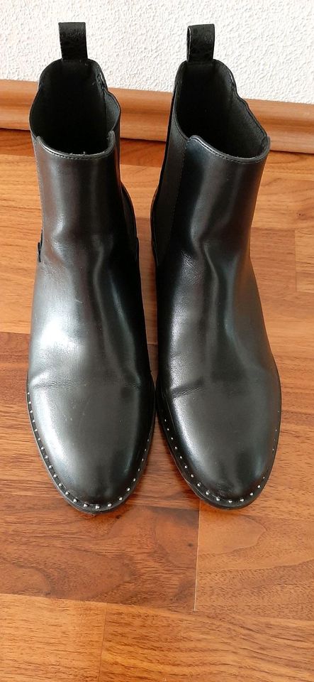 Chelsea Boots 'PETUNIA' schwarz Größe 38 in Aalen